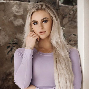  Anna Nystrom