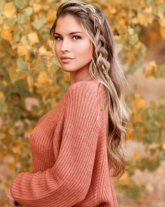 Carly Lauren